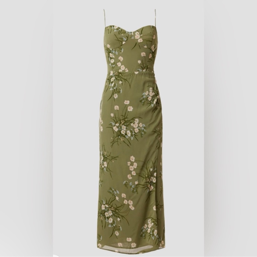 ⭐️Reformation Sage Green Floral Maxi Dress 2⭐️
